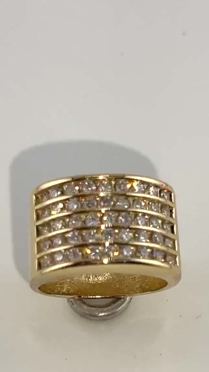 14K Gold Ring With 55 1.7K Diamonds - Size 7